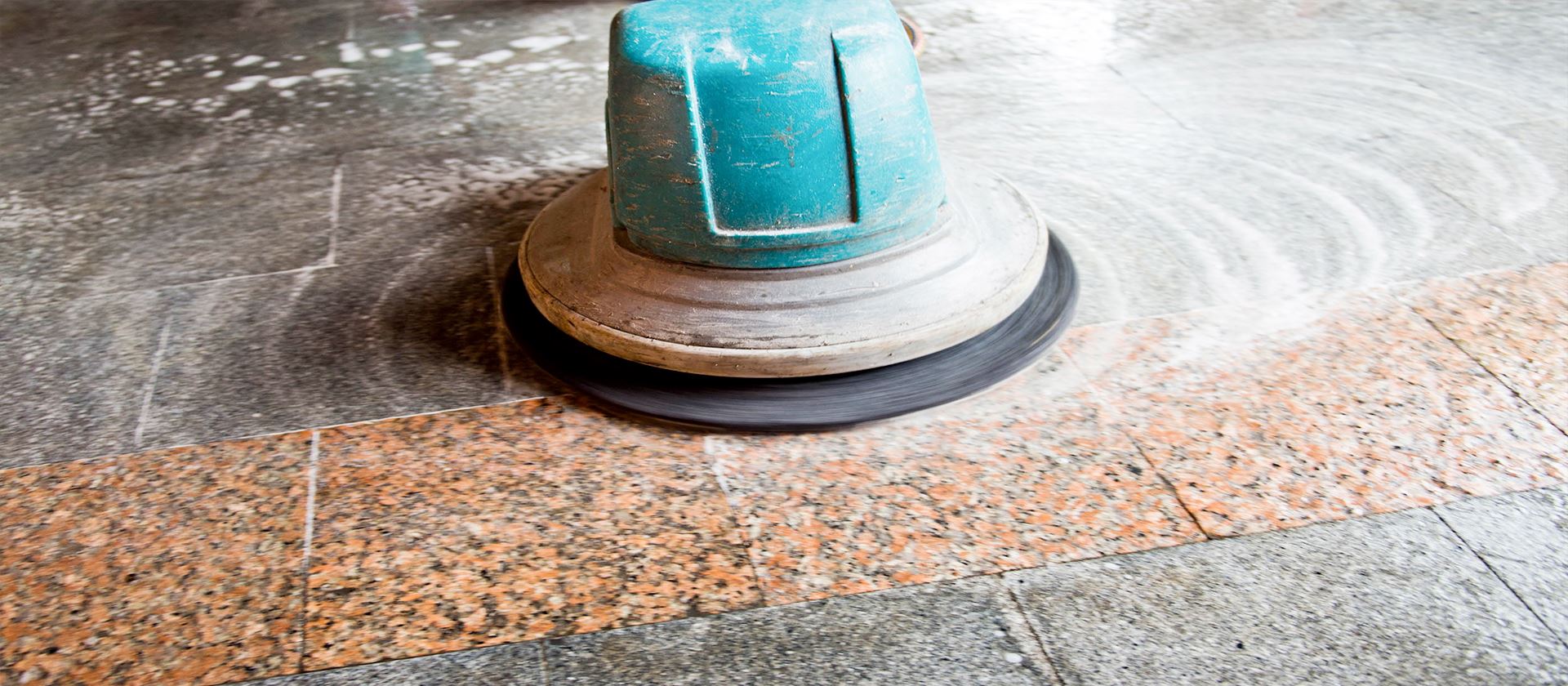 Restaurar un suelo de baldosas - econeteges.es | empresa de limpieza